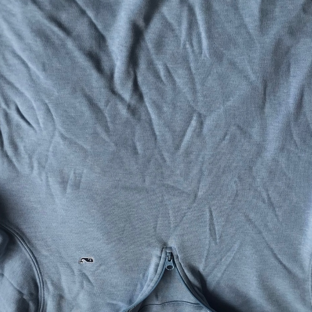 1/4 zip Vineyard Vines boys Large pull over
